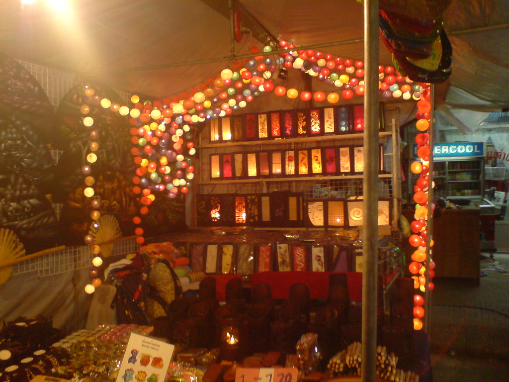 ตลาดโต้รุ่งหัวหิน